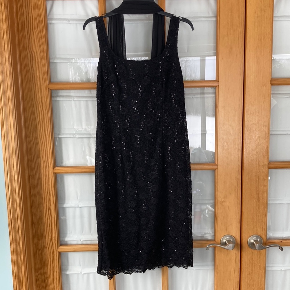 Knee length LBD lace with sequins - size 12